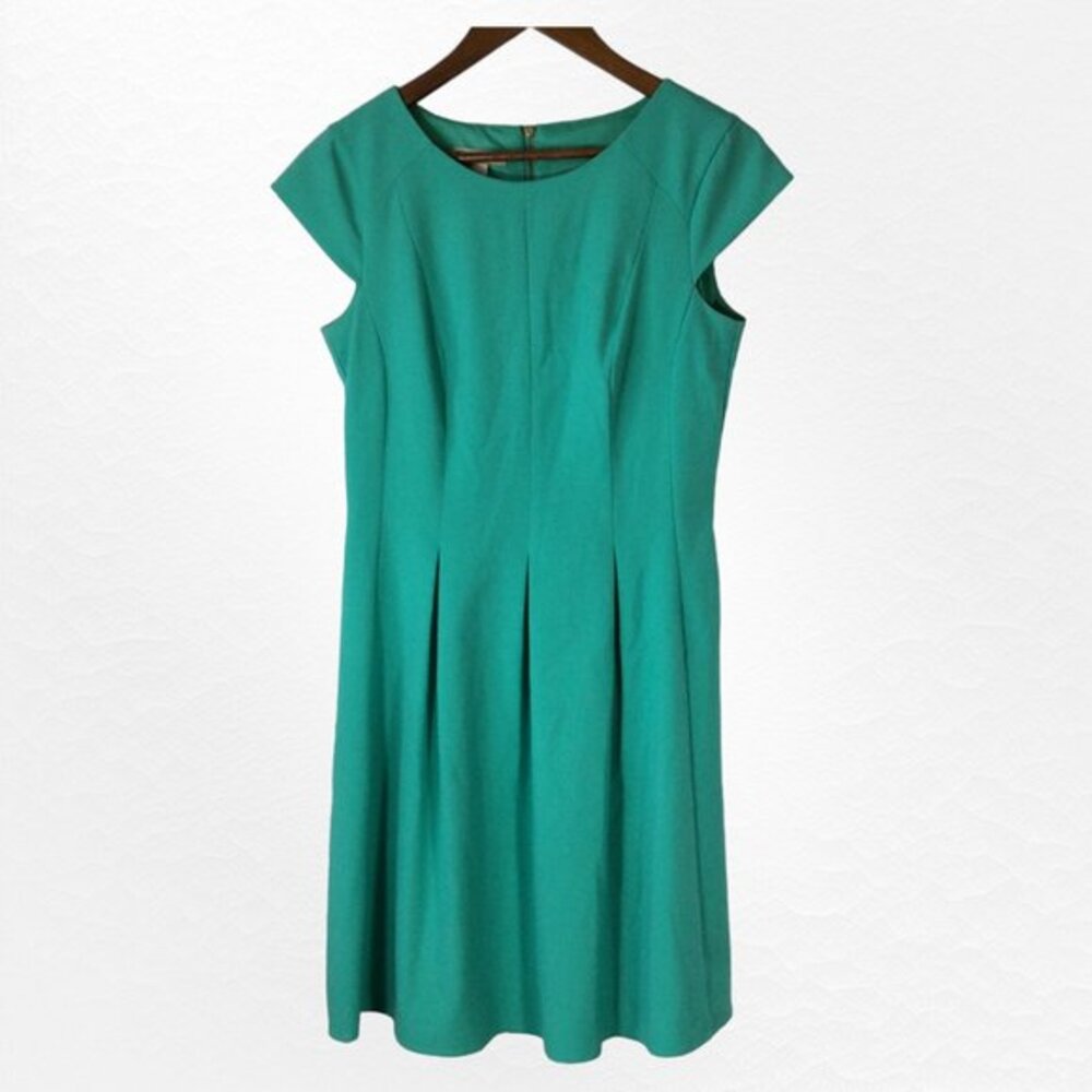 db est. 1962 Light Green Shift Dress, Sleeveless with Pleated Skirt